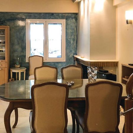 Amazing Home In Artemida With Kitchen المظهر الخارجي الصورة