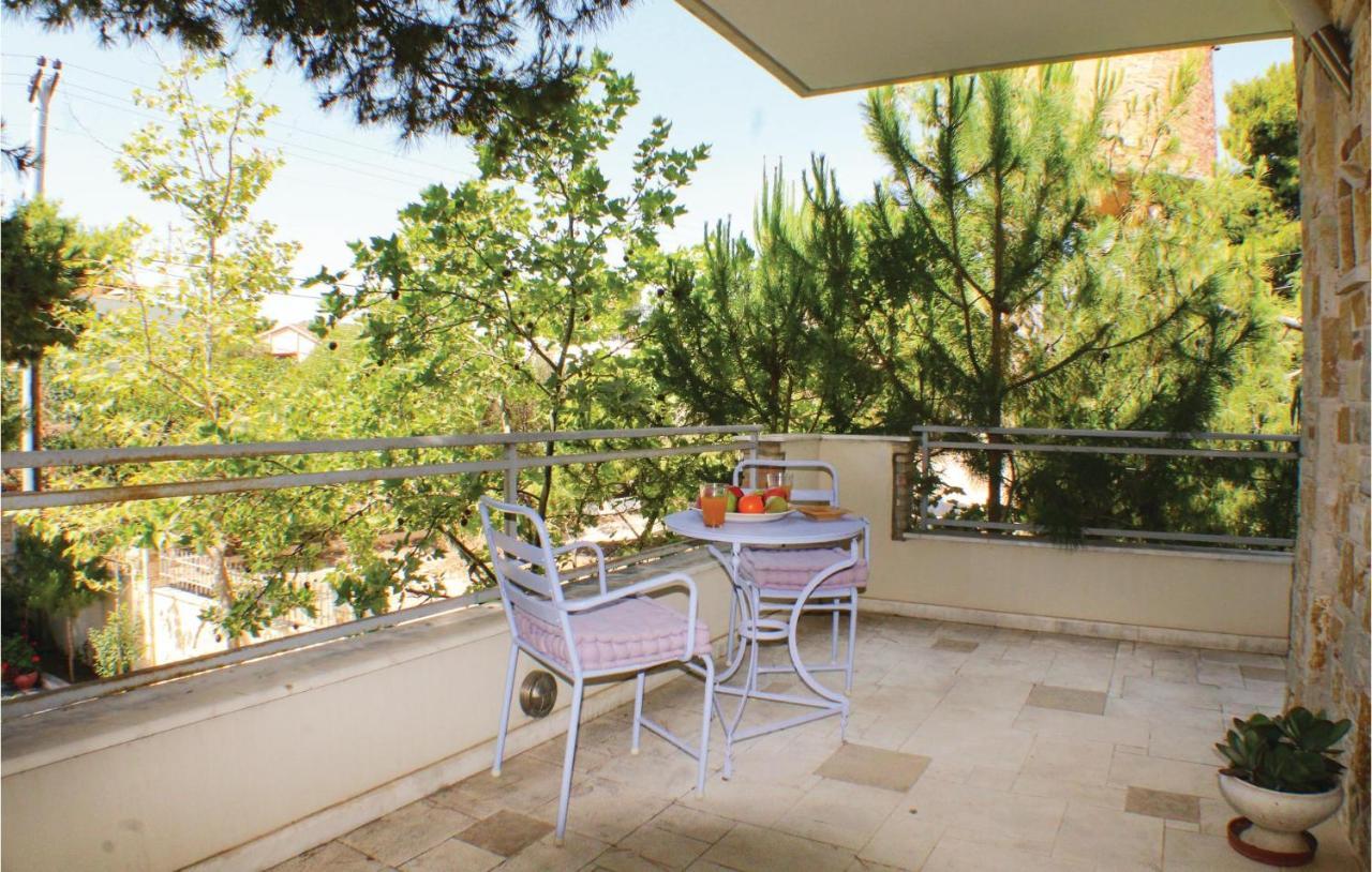 Amazing Home In Artemida With Kitchen المظهر الخارجي الصورة